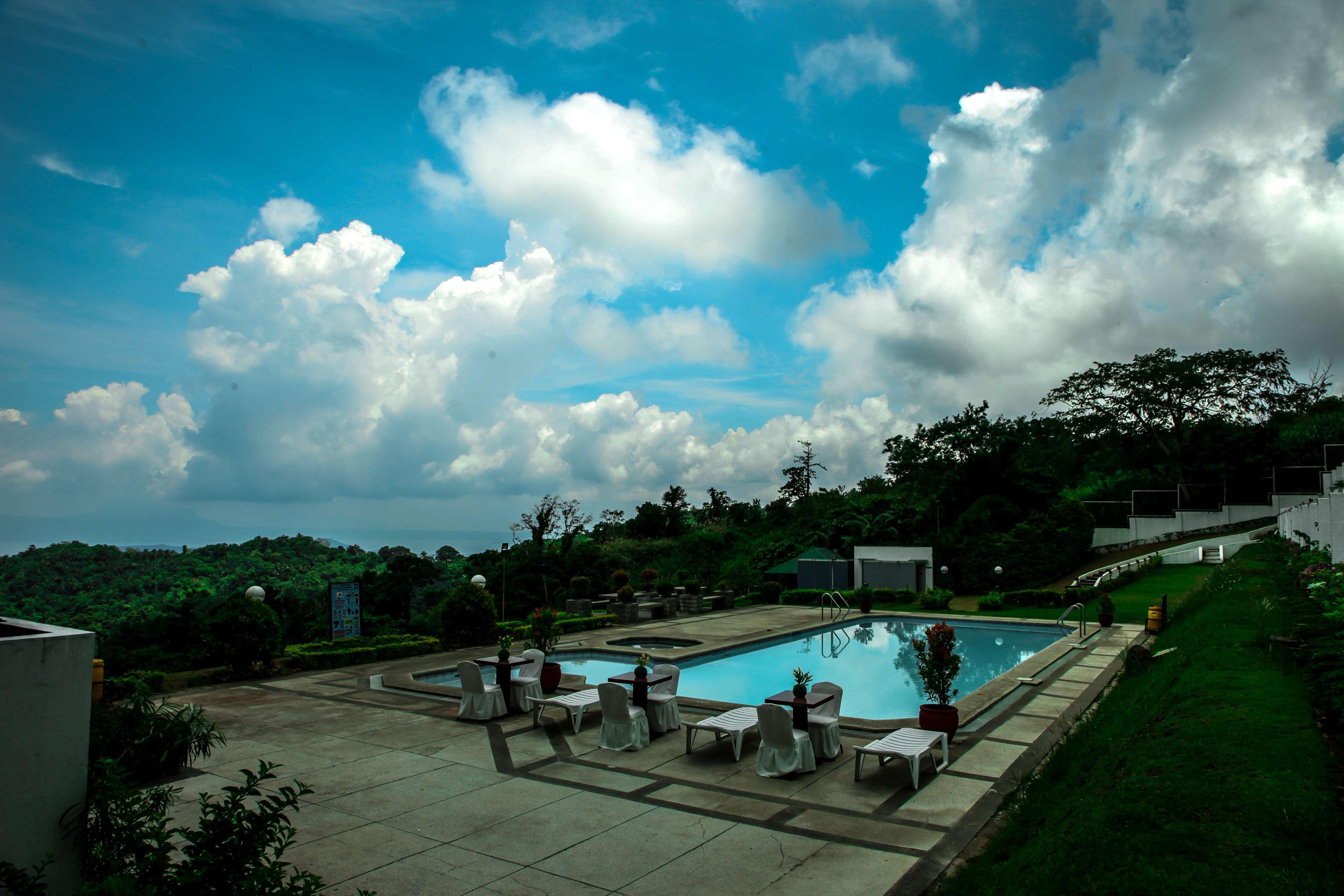Days Hotel Tagaytay Tagaytay City Exterior foto